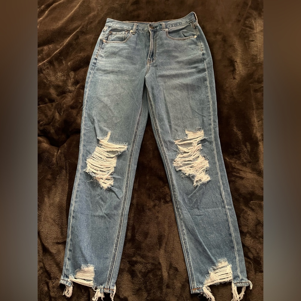 American Eagle Mom Jeans